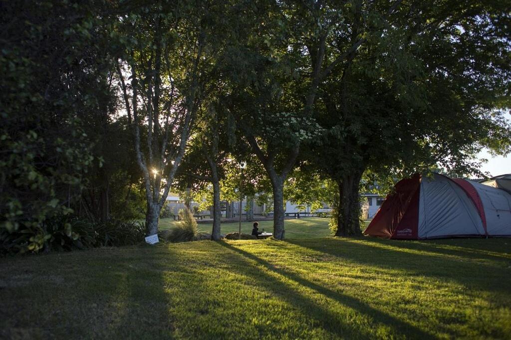 Holdens Bay Holiday Park Роторуа Екстериор снимка
