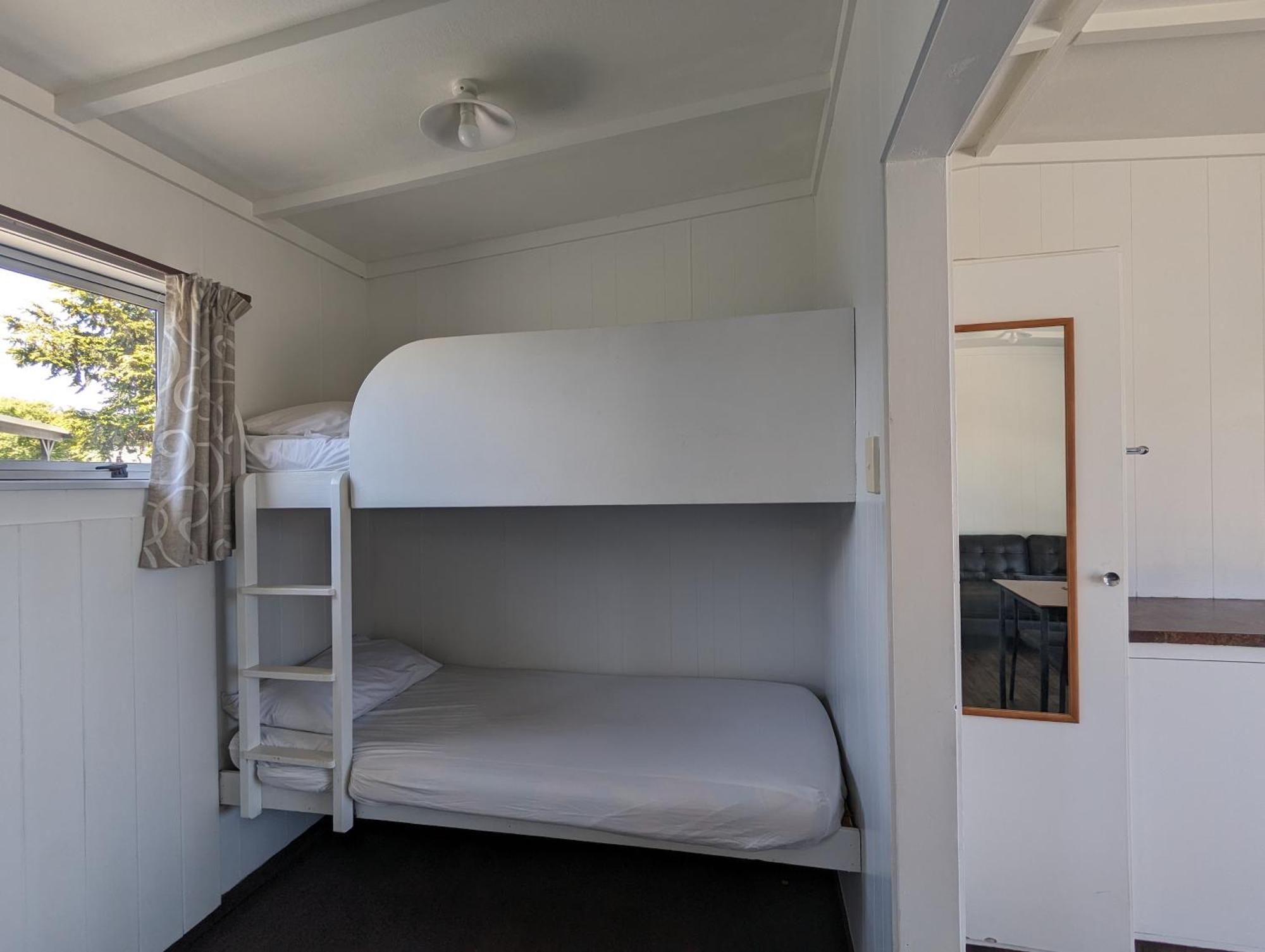 Holdens Bay Holiday Park Роторуа Екстериор снимка